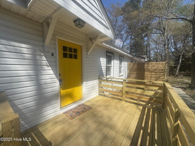 Building Photo - 204 N 30th St Rental