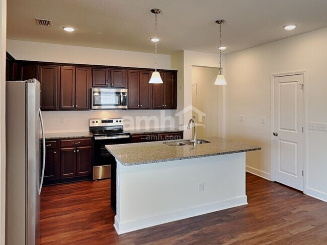 Photo - 33944 Night Lily Dr