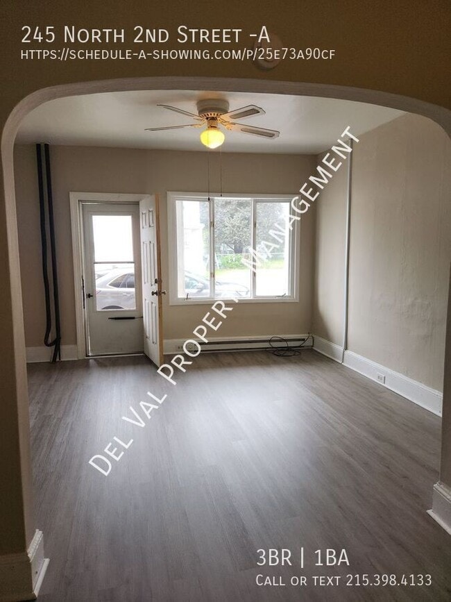 Photo - 245 N 2nd St