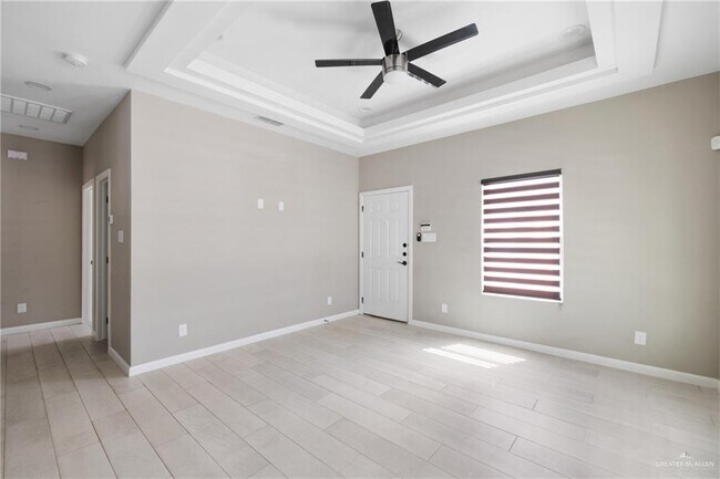 2202 N Hester St Unit 4