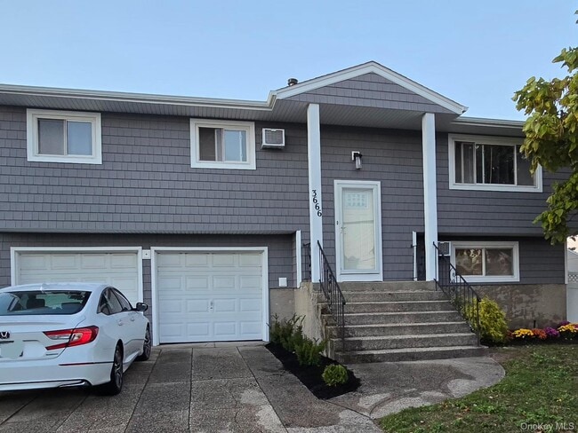 Building Photo - 3666 Illona Ln