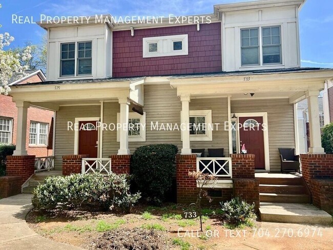 Building Photo - 729 Grandin Rd