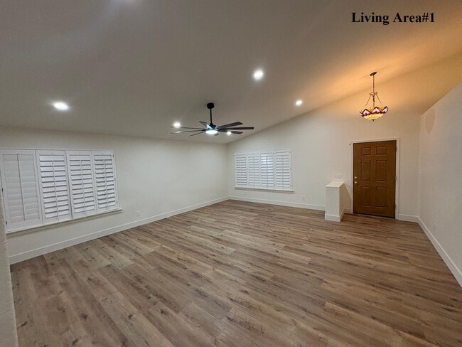 Living area#1 - 461 E Pinto Dr
