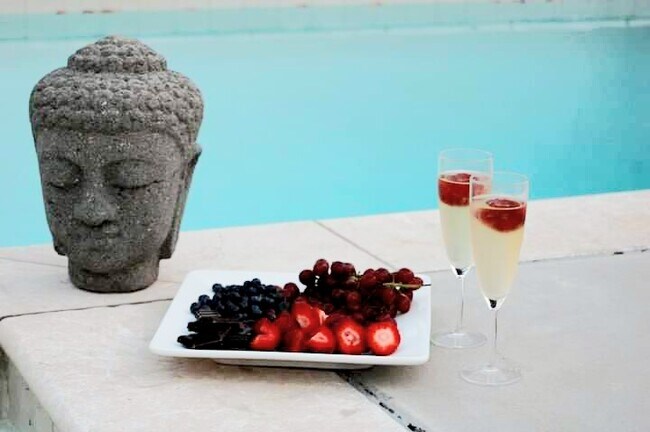 Photo - 6713 Murietta Ave Unit Studio