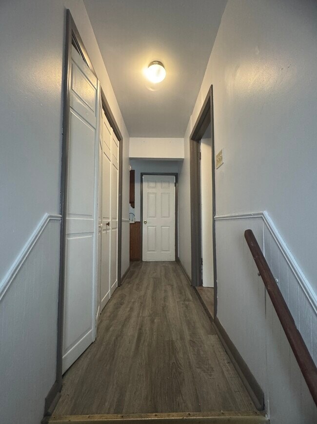 27 W 155th Pl
