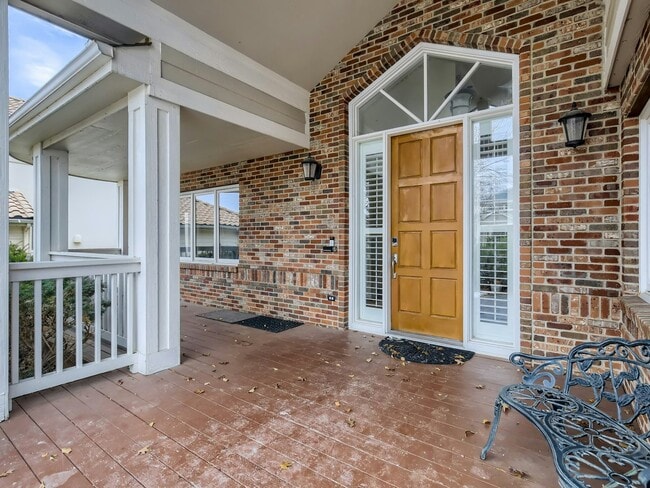 Building Photo - 4304 S Hampton Cir Rental