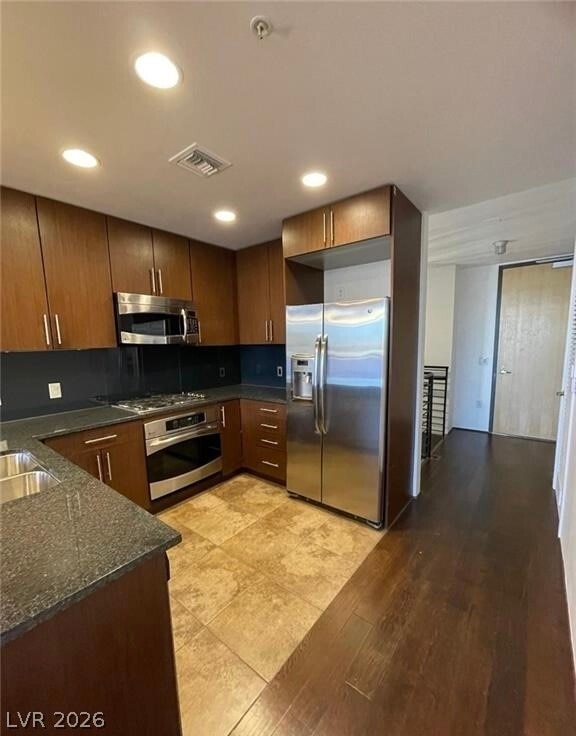 Photo - 353 E Bonneville Ave Unidad 275