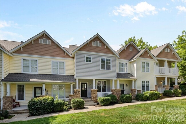 Photo - 11013 Dundarrach Ln