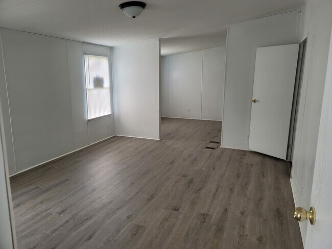 Photo - 153 Peak View Rd