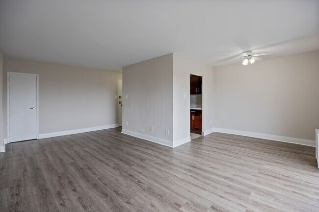 Photo - Lawrence Park Apartments