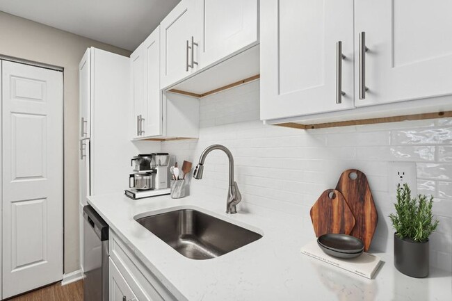 Photo - Bell Walkers Crossing