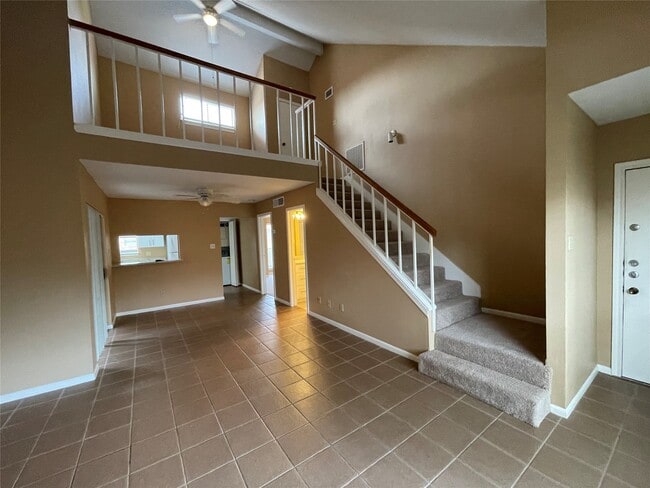 Photo - 3100 Walnut Bend Ln Unit 208