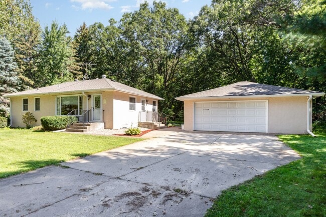 Photo - 4 Bed | 2 bath House in Andover School Dis...