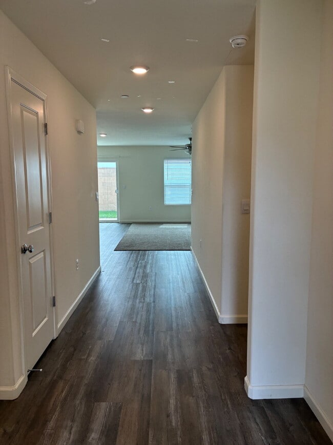 Photo - Modern Convenience and Luxury!! Move In Ready with Full Appliance Package!