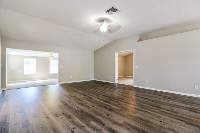 Photo - 8012 Cameron Cay Ct