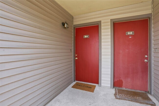 Photo - 2025 Augusta Dr Unit 804