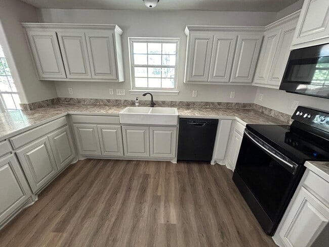 Photo - 10008 TX-321