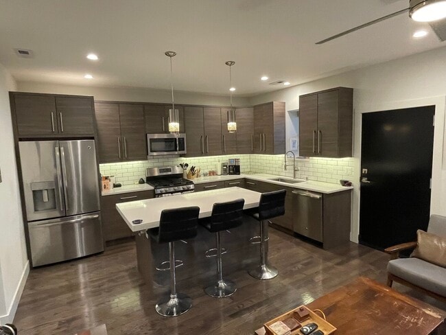 Photo - 1835 N St Louis Ave