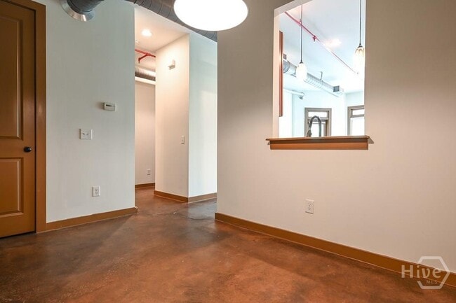 Photo - 250 Martha Dr Unit 304