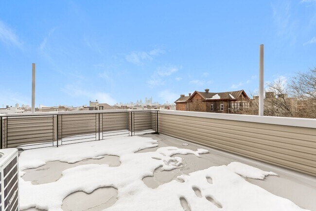 Building Photo - 163 W Cumberland St Unit 163 W Cumberland Street  03