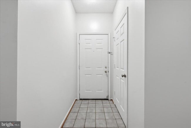 Building Photo - 14316 Climbing Rose Way Unit 102