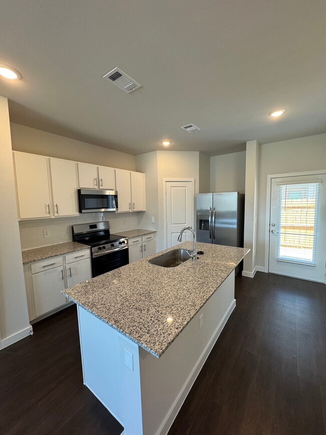 Building Photo - 445 Elevon Pkwy Unit 819