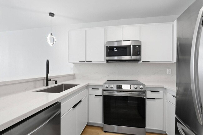 Photo - 801 2nd Street