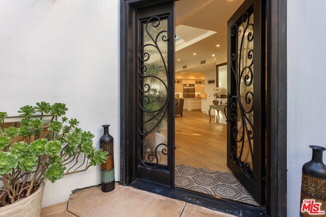 Photo - 345 S Saltair Ave