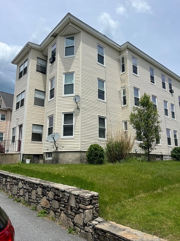 Building Photo - 16 Prentice St Unit 1