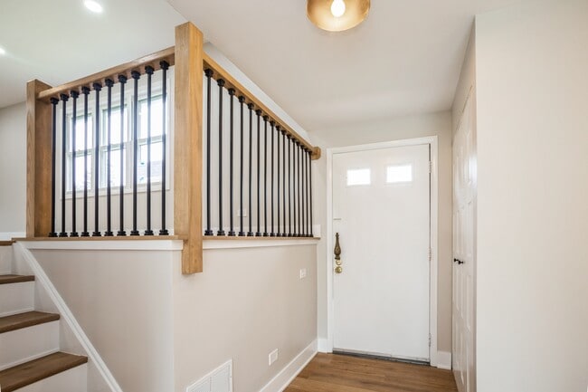 Photo - 1401 Volkamer Trail