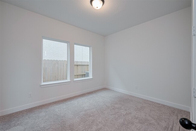 Building Photo - 16803 Jacobs Peak Path