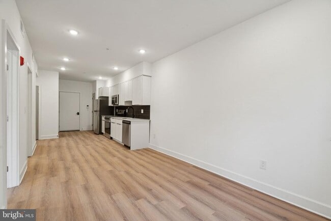 Photo - 2039 N Front St Unit 304