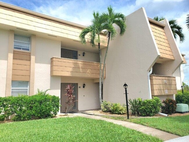 Building Photo - 1080 Bal Harbor Blvd Unit 10A Rental