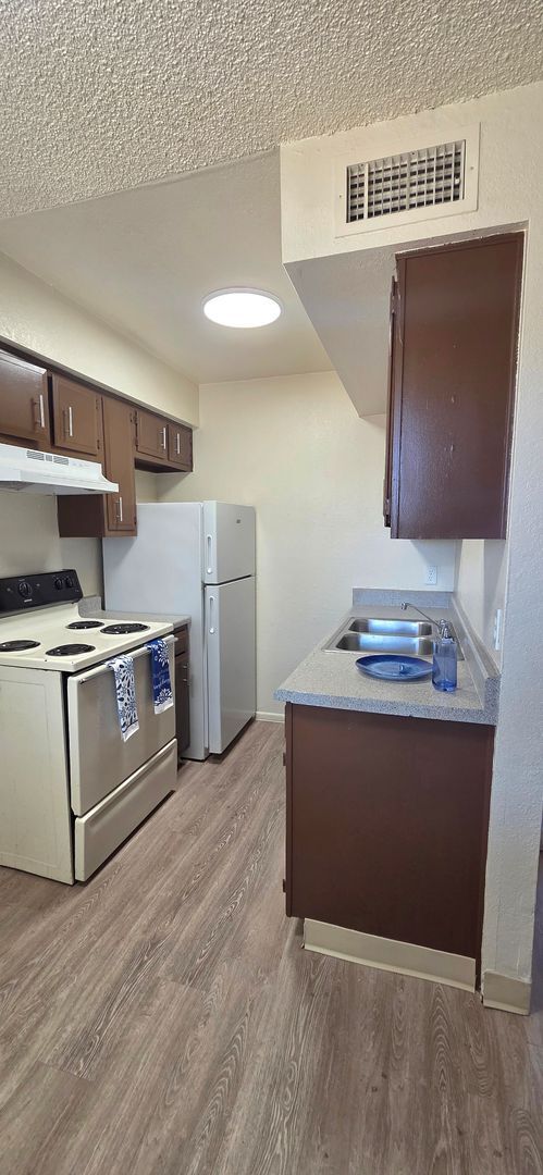 Photo - Executive Apartments
