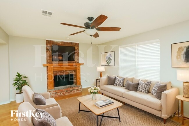 Photo - 2137 San Simeon Dr