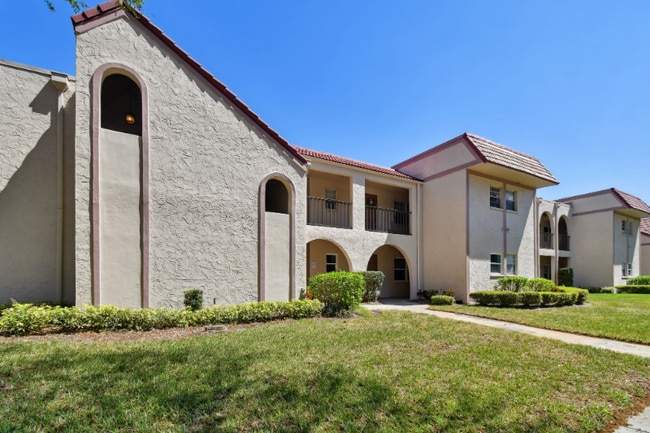 Photo - 9700 Starkey Rd Unidad 322
