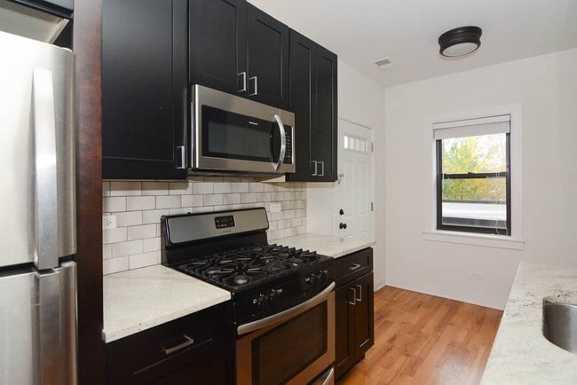 Photo - 2207 W Eastwood Ave Unit E04P