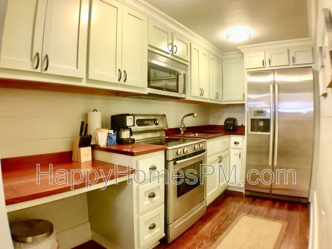 Photo - 251 Meeting St