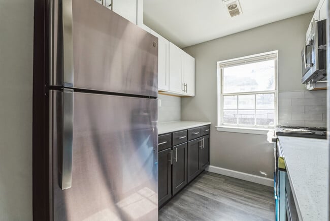 Photo - Parkside Apartments