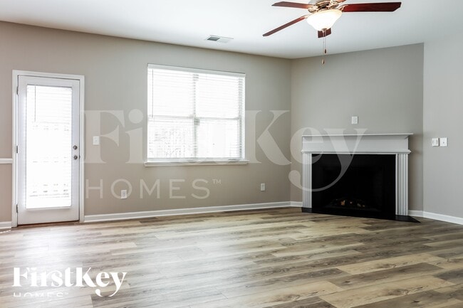 Photo - 3832 Humber Ct