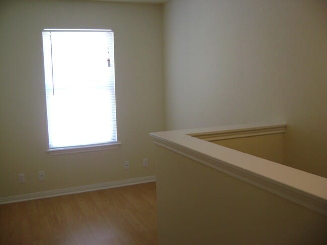 Photo - 2507 Oak Ln