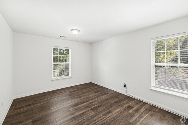 Elm 2BR, 1BA - 968SF - Primary Bedroom
