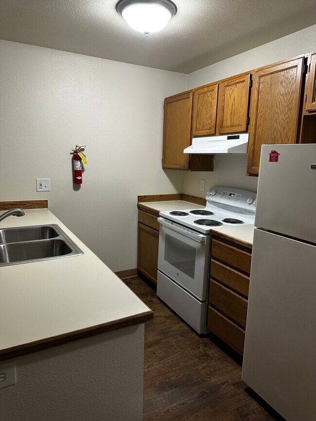 Photo - Green Tree Apartments