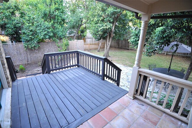 Photo - 709 Carolyn Ave