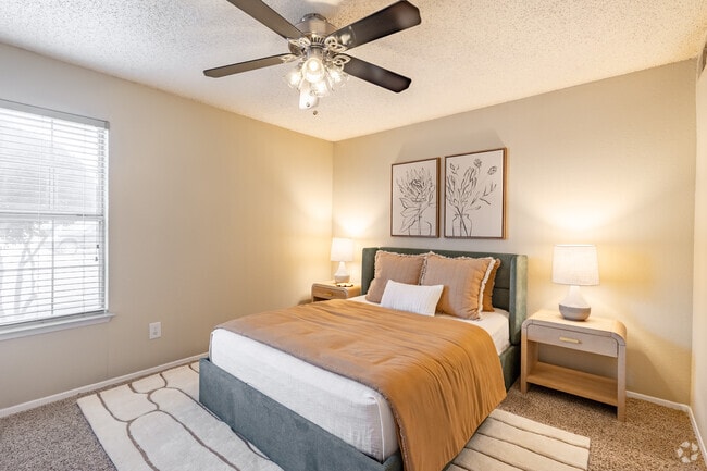 2BR, 2BA - 1,046SF Bedroom