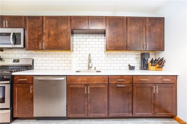 Photo - 223 Brittany Farms Rd Unit C