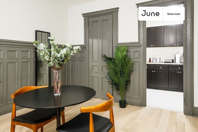 Photo - 154 W 76th St Unidad A