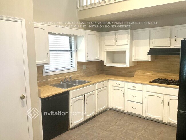 Photo - 4745 N View Rd NW