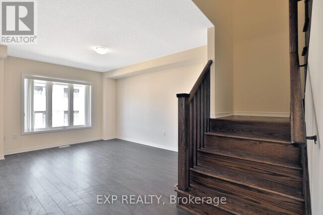 Photo - 7 Pagebrook Cres