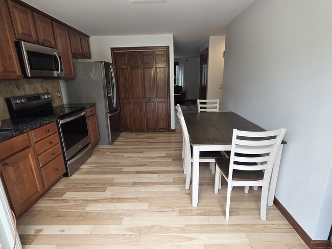 Photo - 933 Cedar Swamp Rd Apartment Unit B